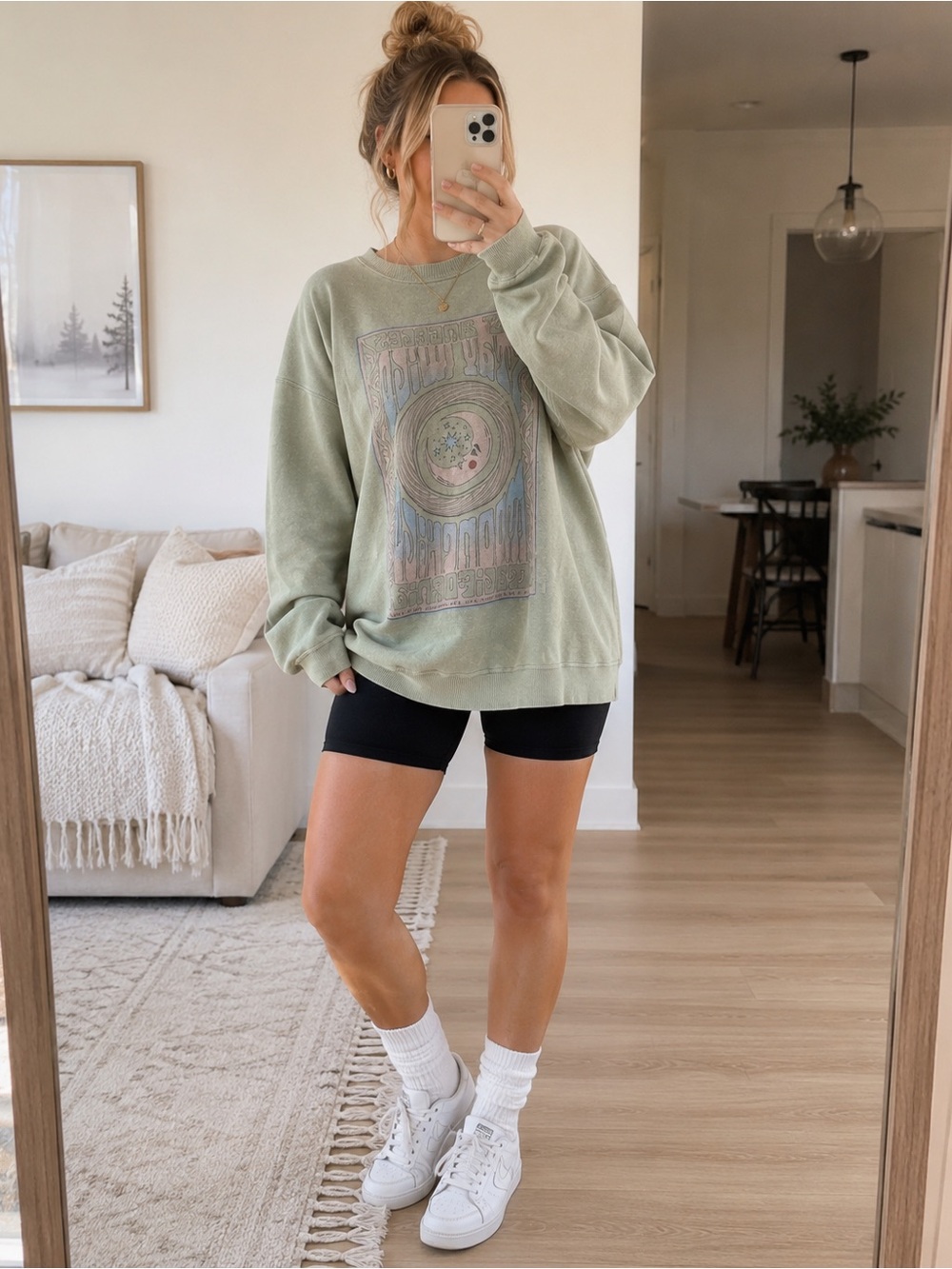 hollister oversized celestial graphic crewneck muted green acid wash size small